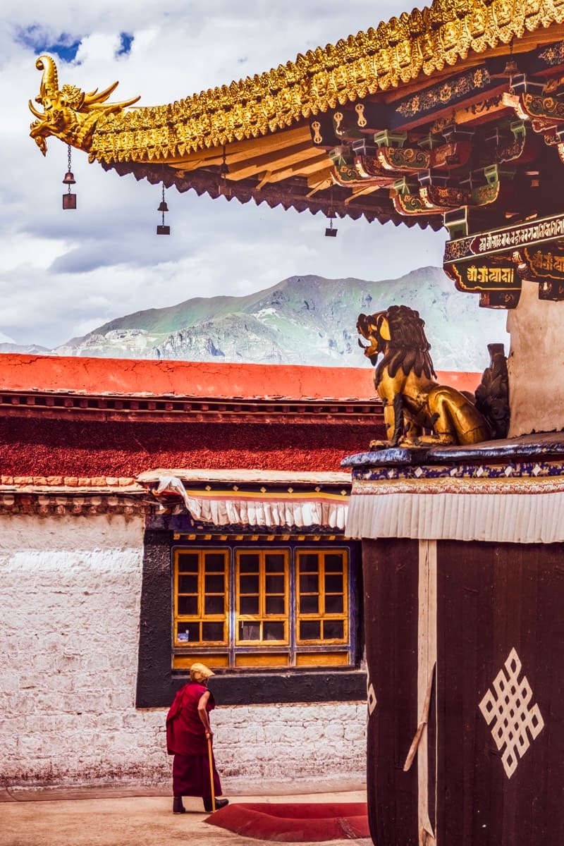Monk at Jokhang